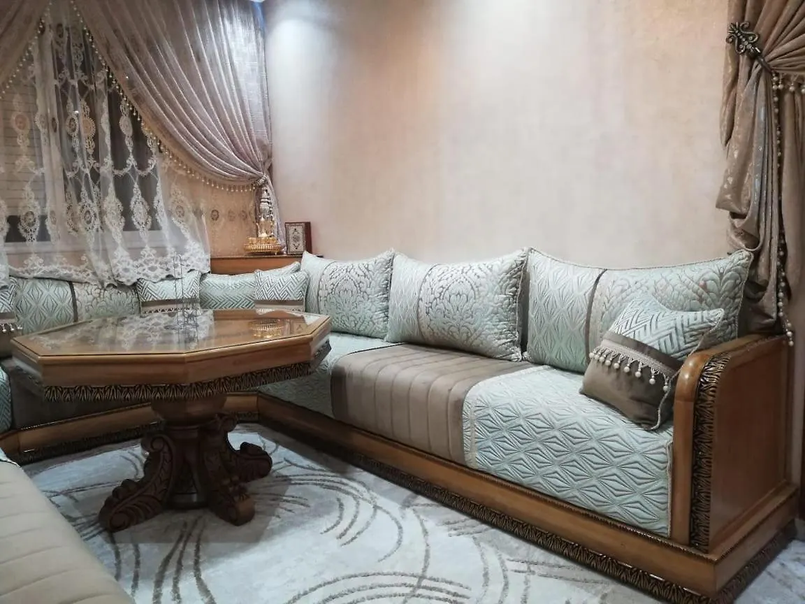 دار العائلة Daire Agadir 0*,  Fas